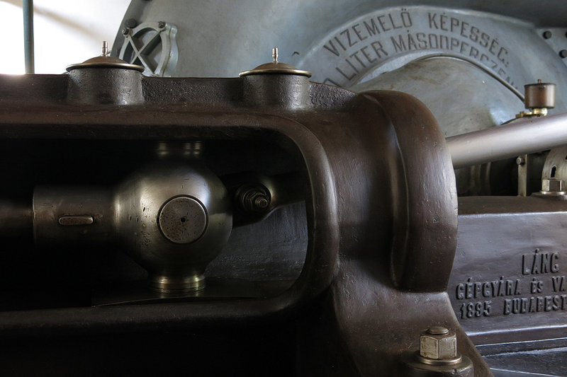 Illustration for article titled Photo Essay: Inside a 120 Year-Old Steam Powered Water Pumping Station